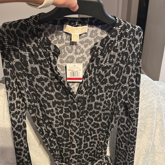 MK long sleeve belted business casual dress - Picture 3 of 5